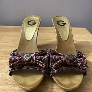 🌸3/$20🌸Guess sandals